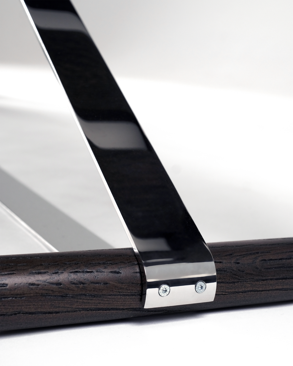 Touareg bench