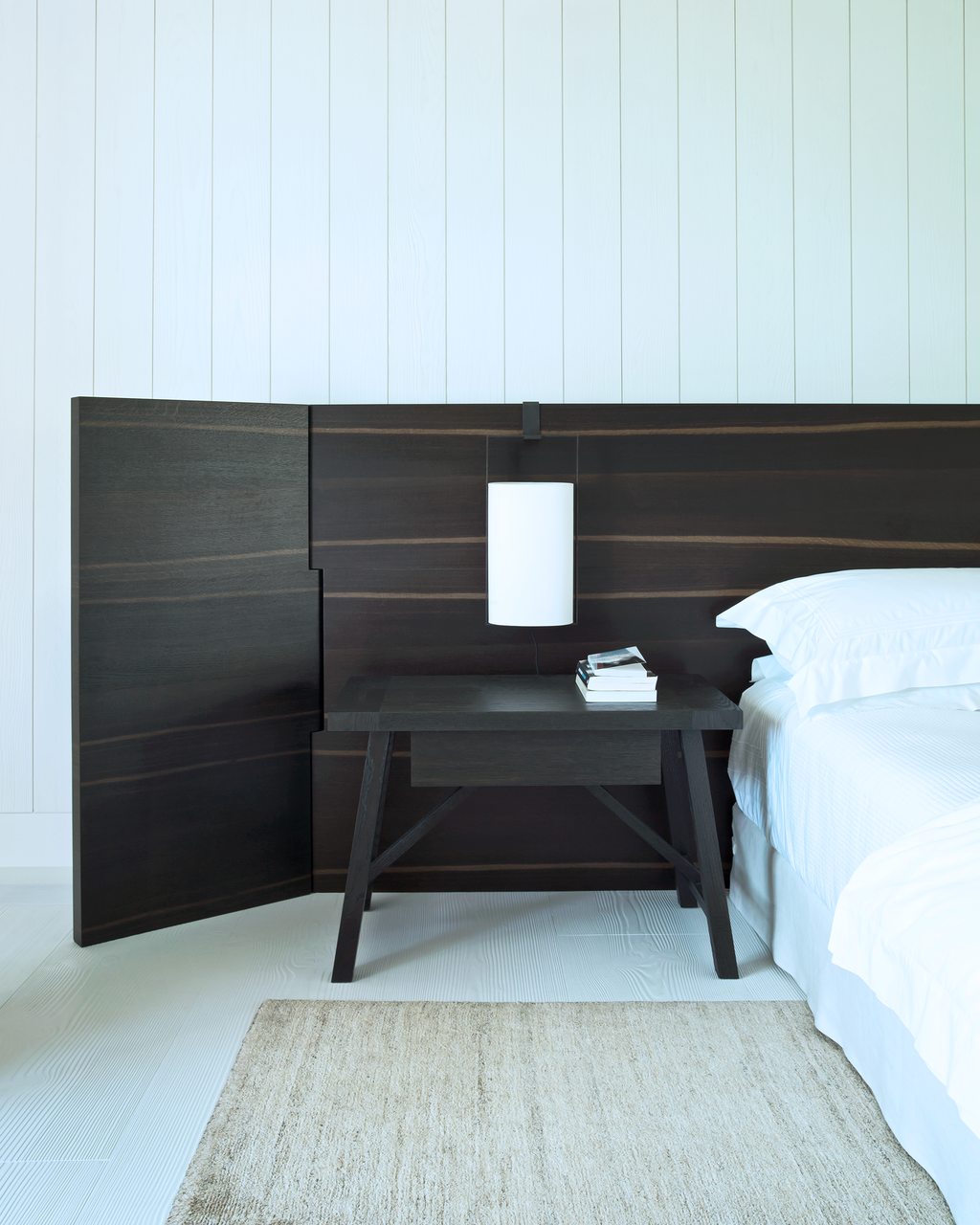 Cappuccino bedside table