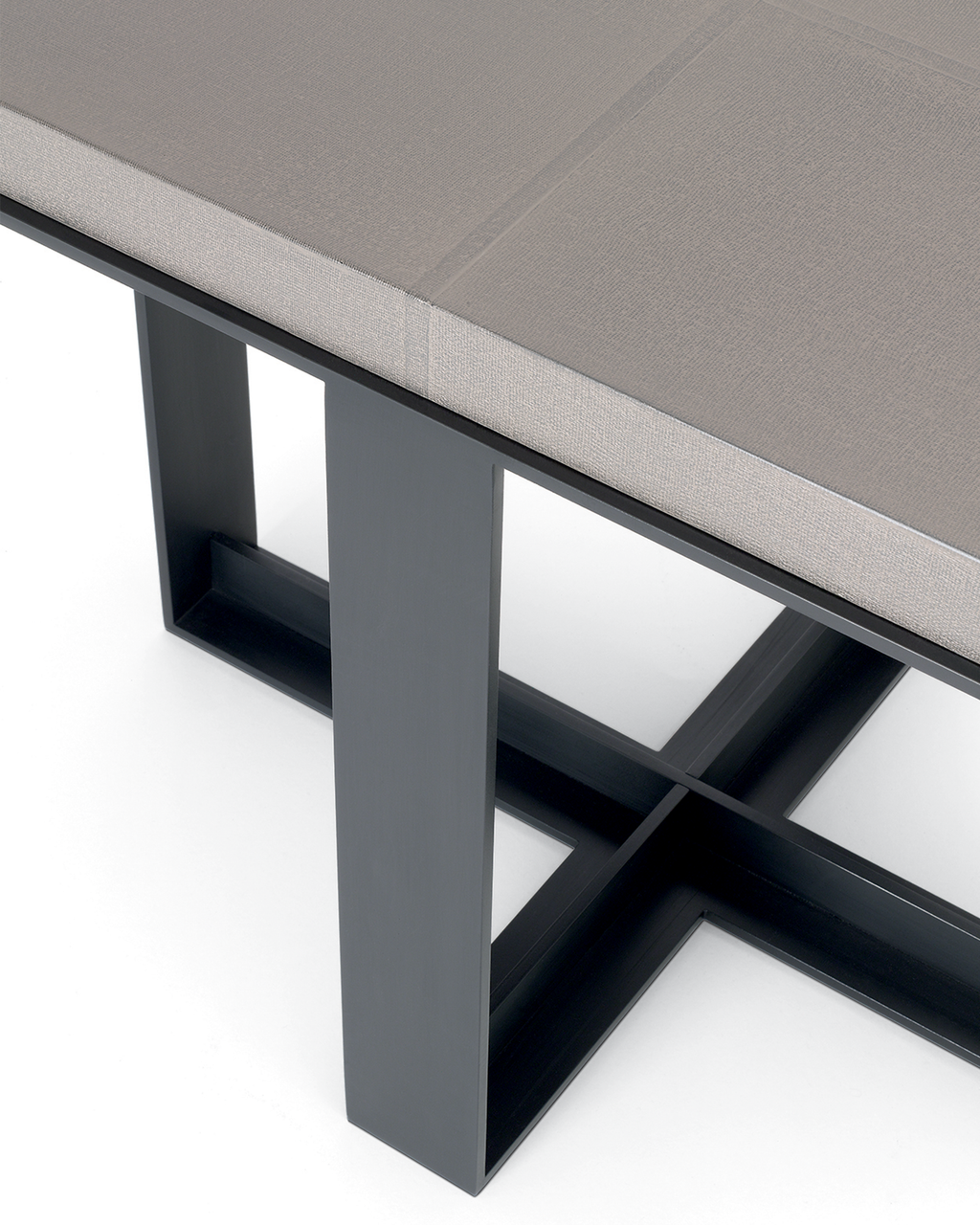 Léonard side table