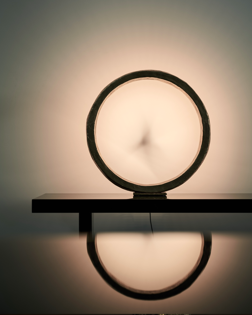 Atoll table lamp