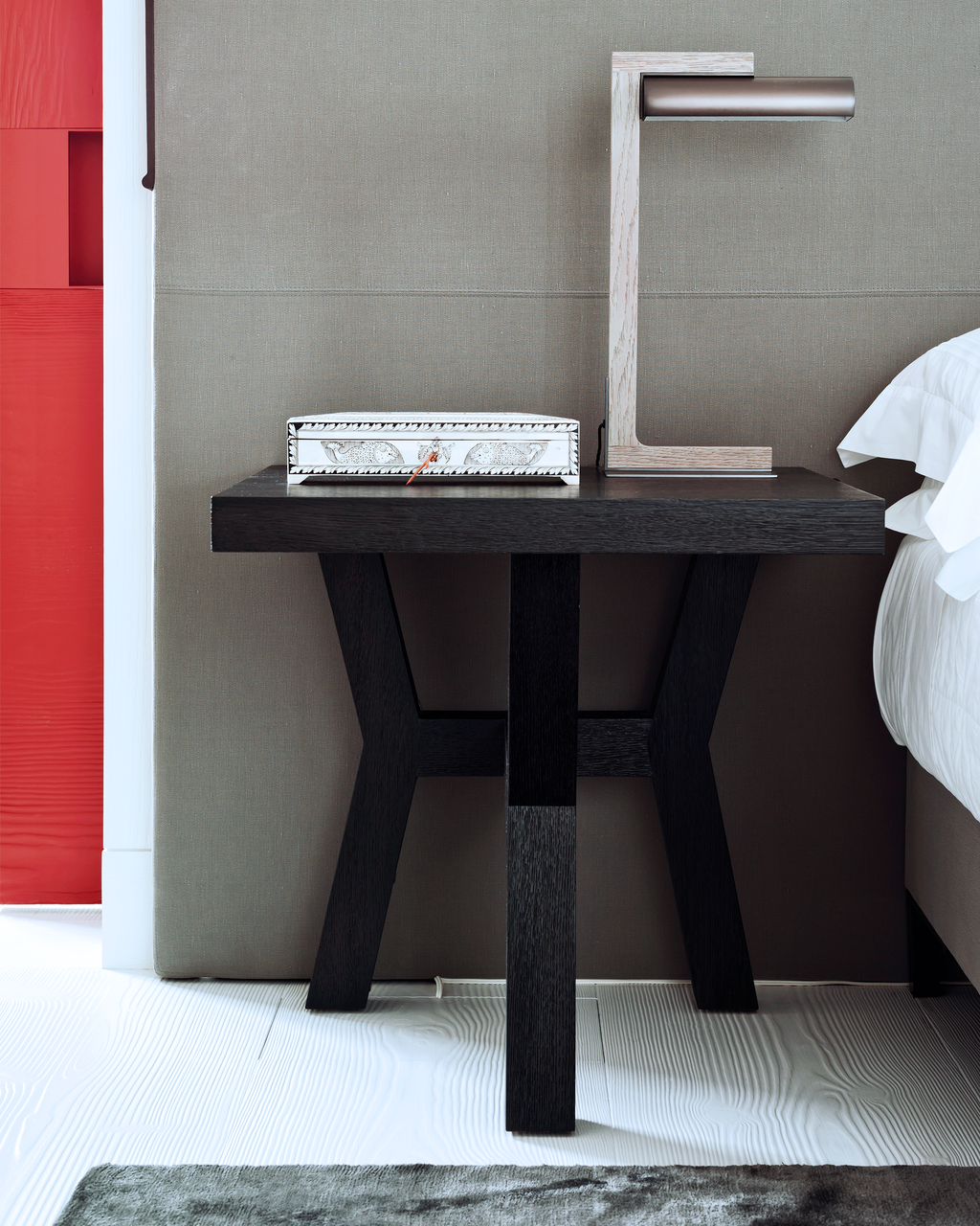 Gabard table lamp
