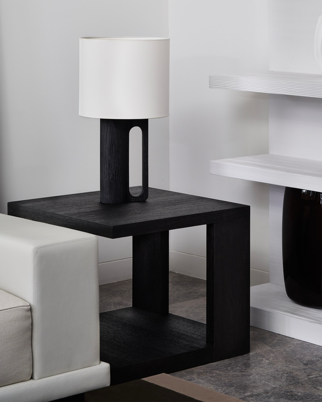 Prao table lamp