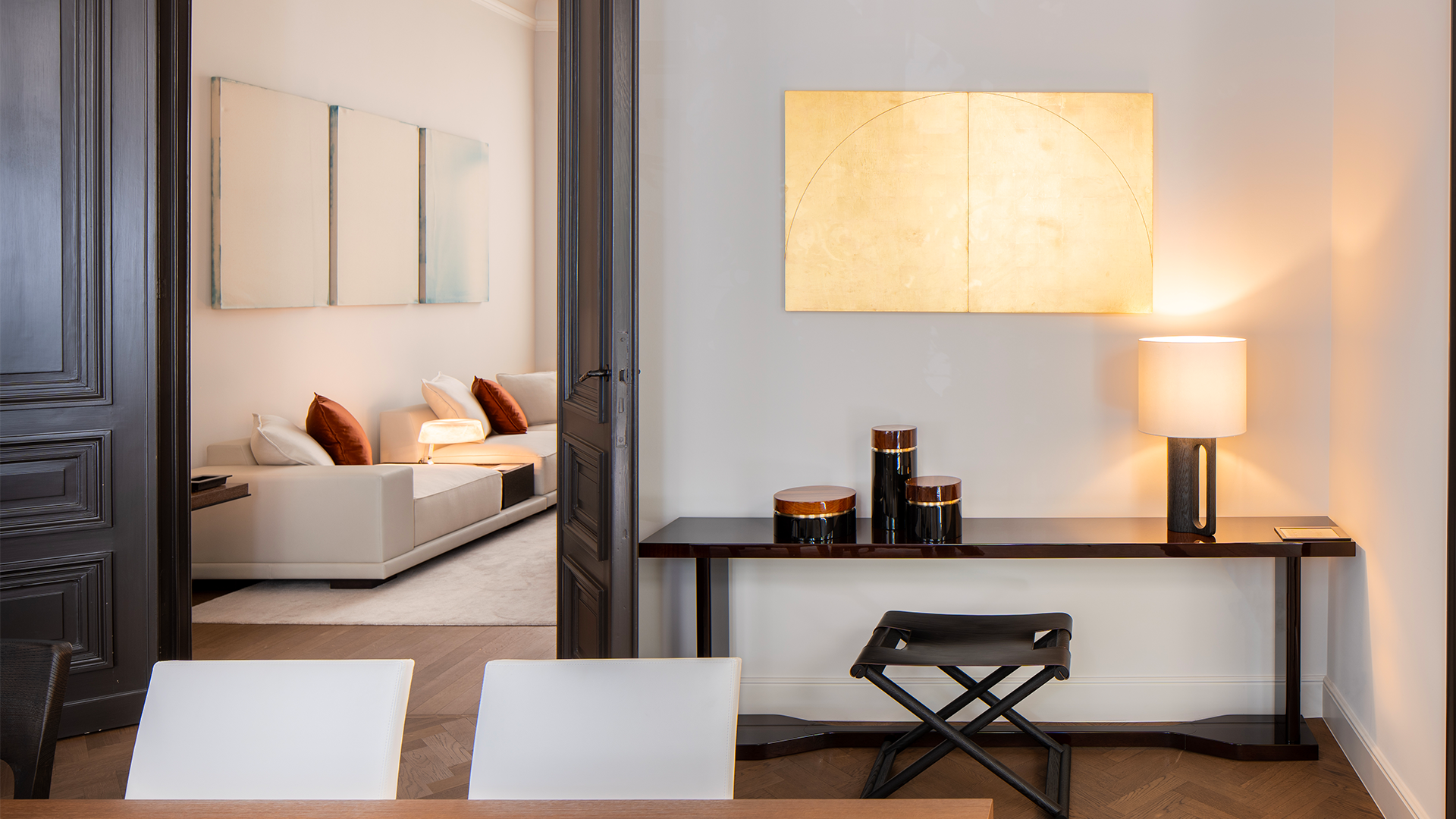 Prao table lamp