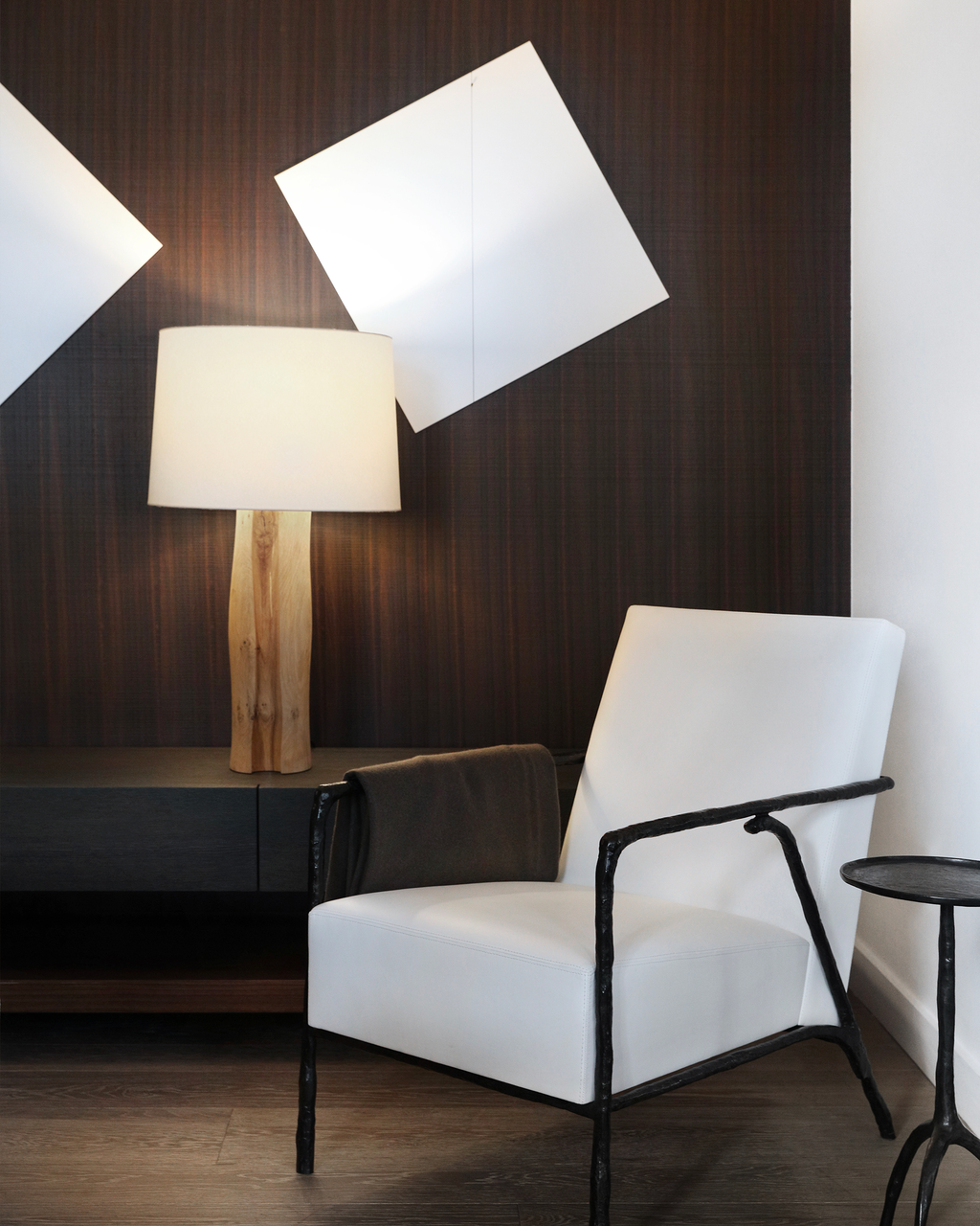 Sylve table lamp