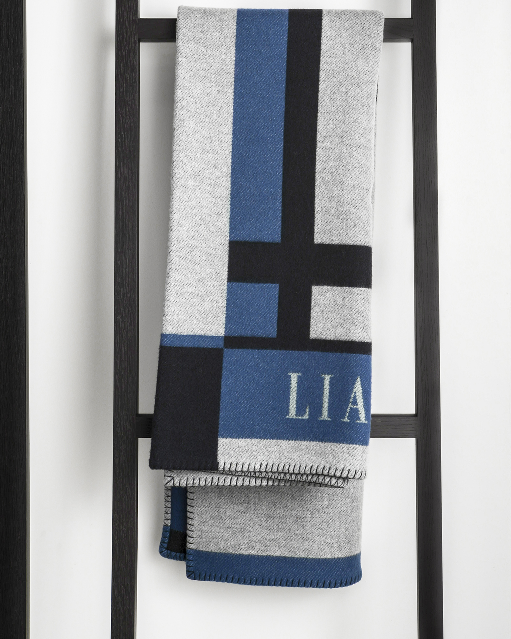 Liaigre throw
