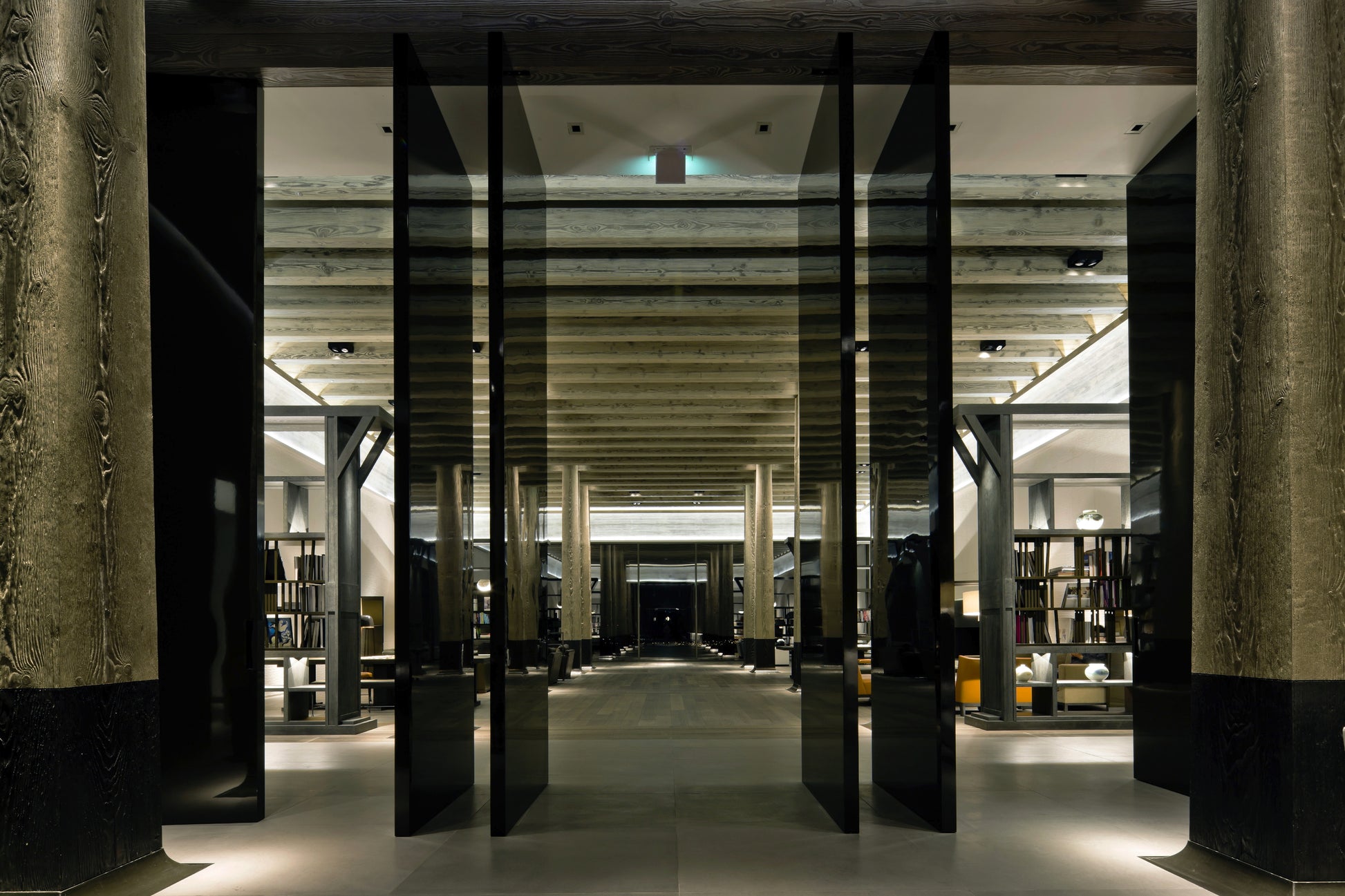 TRINITY CLUB, SÉOUL