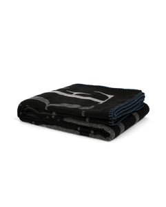 WOOL THROW